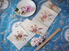 画像2: 1800年代後期のシルク生地に繊細な花の刺繍/幅広リボン（カット販売） (2)