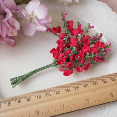 画像2: 赤い布花小花の花束