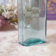 画像8: 薄いブルーのガラス瓶/シンプル長方形 (8)