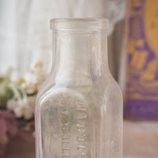 画像7: 古いガラス製透明な小瓶文字入り角形/LEMONADE (7)