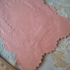 画像9: ピンク色天使と薔薇のカード/繊細なレース柄シルバーエンボス (9)