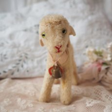 画像1: シュタイフ社製小さい羊の縫いぐるみ/SWAPLピンクリボン (1)