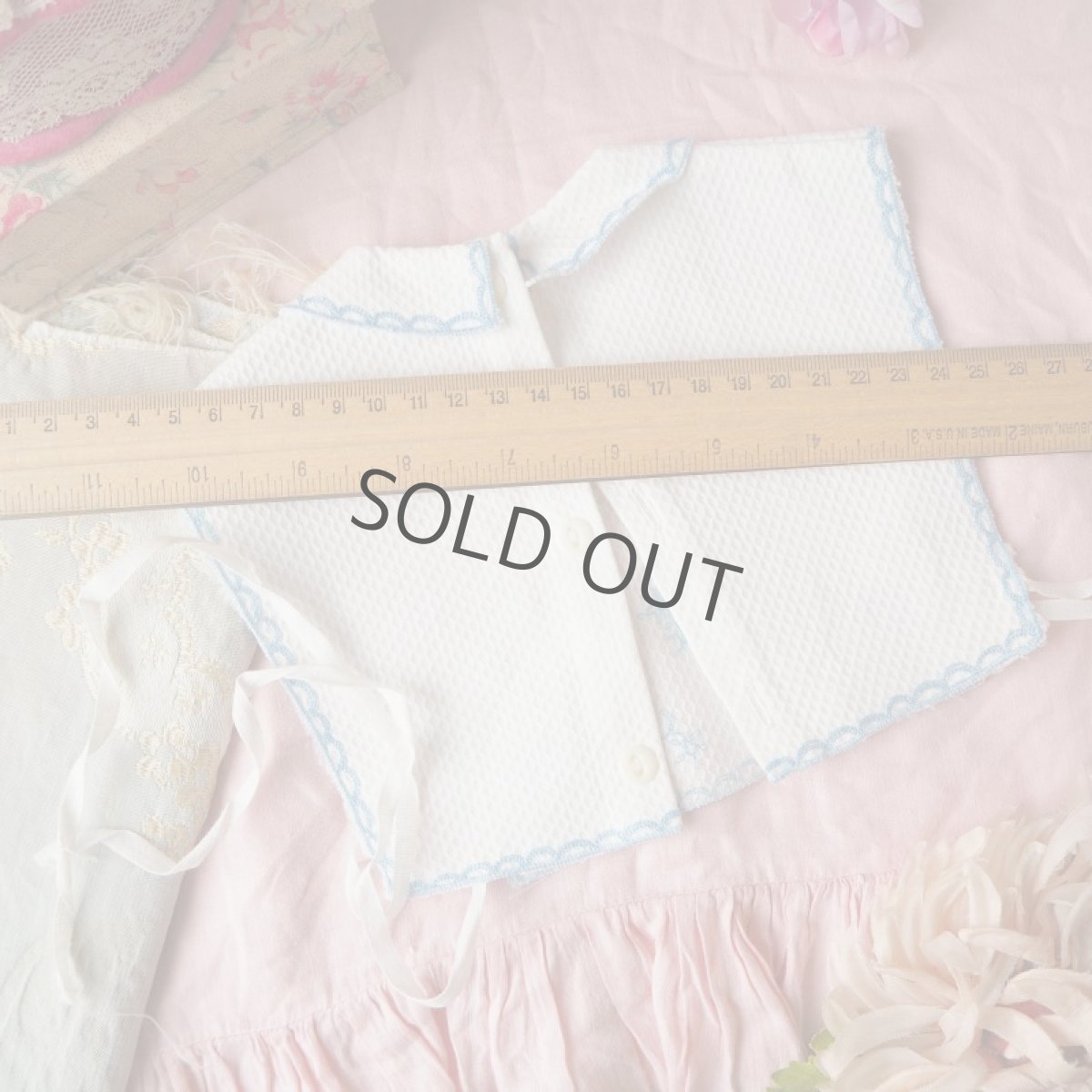 画像8: 小さな襟付きブルー小花のベビースタイ刺繍の (8)