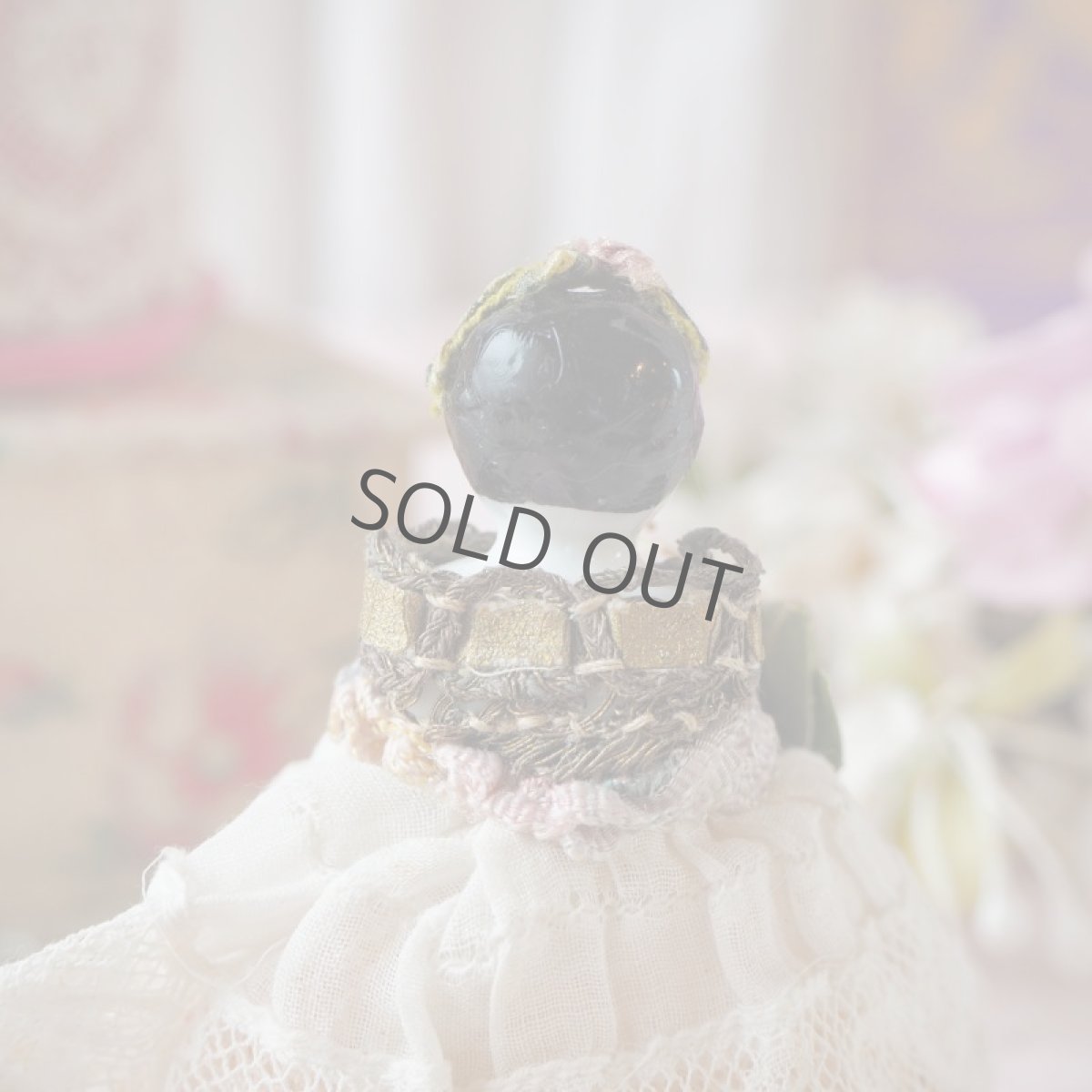 画像6: 布花とロココリボンのビスクヘッドドール/アンティークレース小さなお人形 (6)