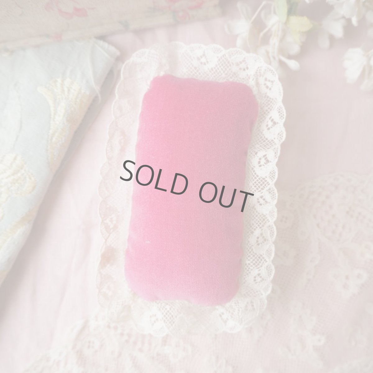 画像8: アンティークレースとピンク色ベルベットのピンクッション/四角形と長方形 (8)