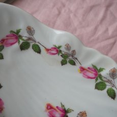 画像2: 小薔薇ガーランド模様のラヴィエ皿 (2)