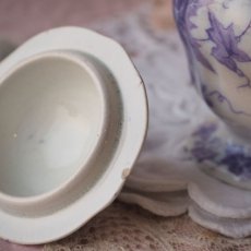 画像16: 葡萄の絵柄の陶器の蓋付クリームポット/クレイユモントロー (16)