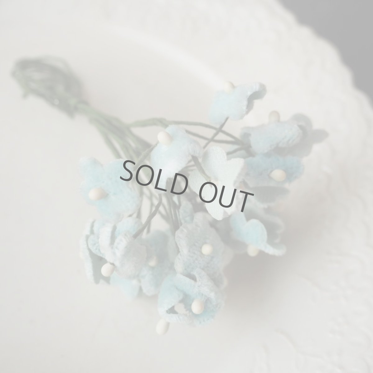 画像2: 布花　青い小花の花束/コサージュ (2)