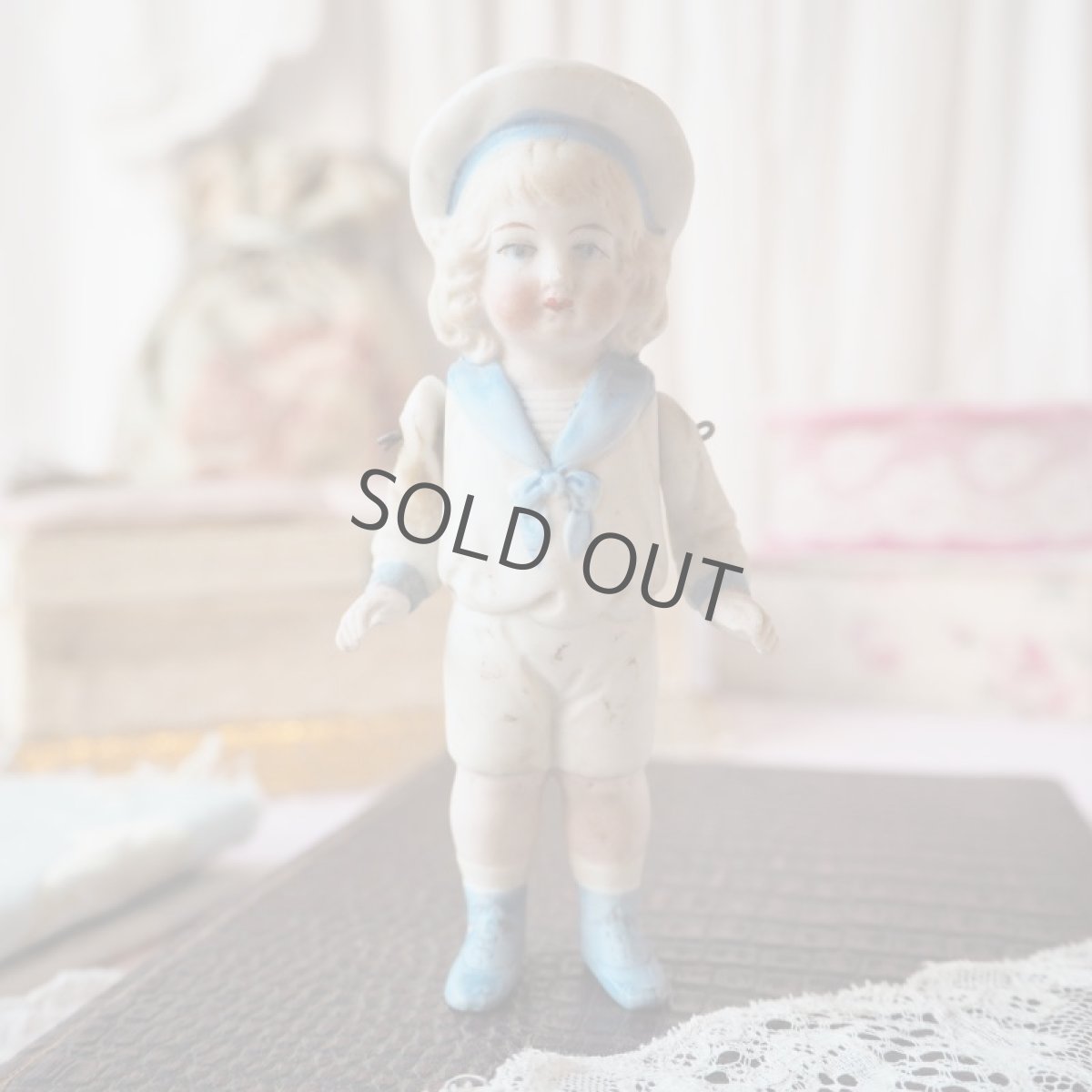 画像2: ビスクドール　セーラー服と帽子 (2)