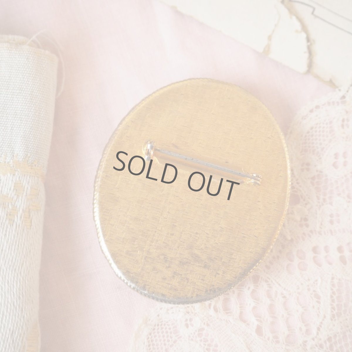 画像4: 陶器のブローチ、マリーゴールド (4)