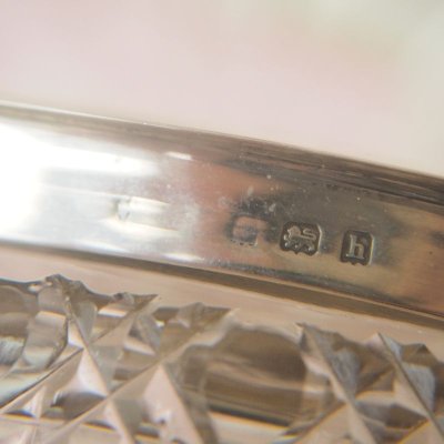 画像2: シルバー刻印ガラスの小物入れ楕円形/欠け有りセール品