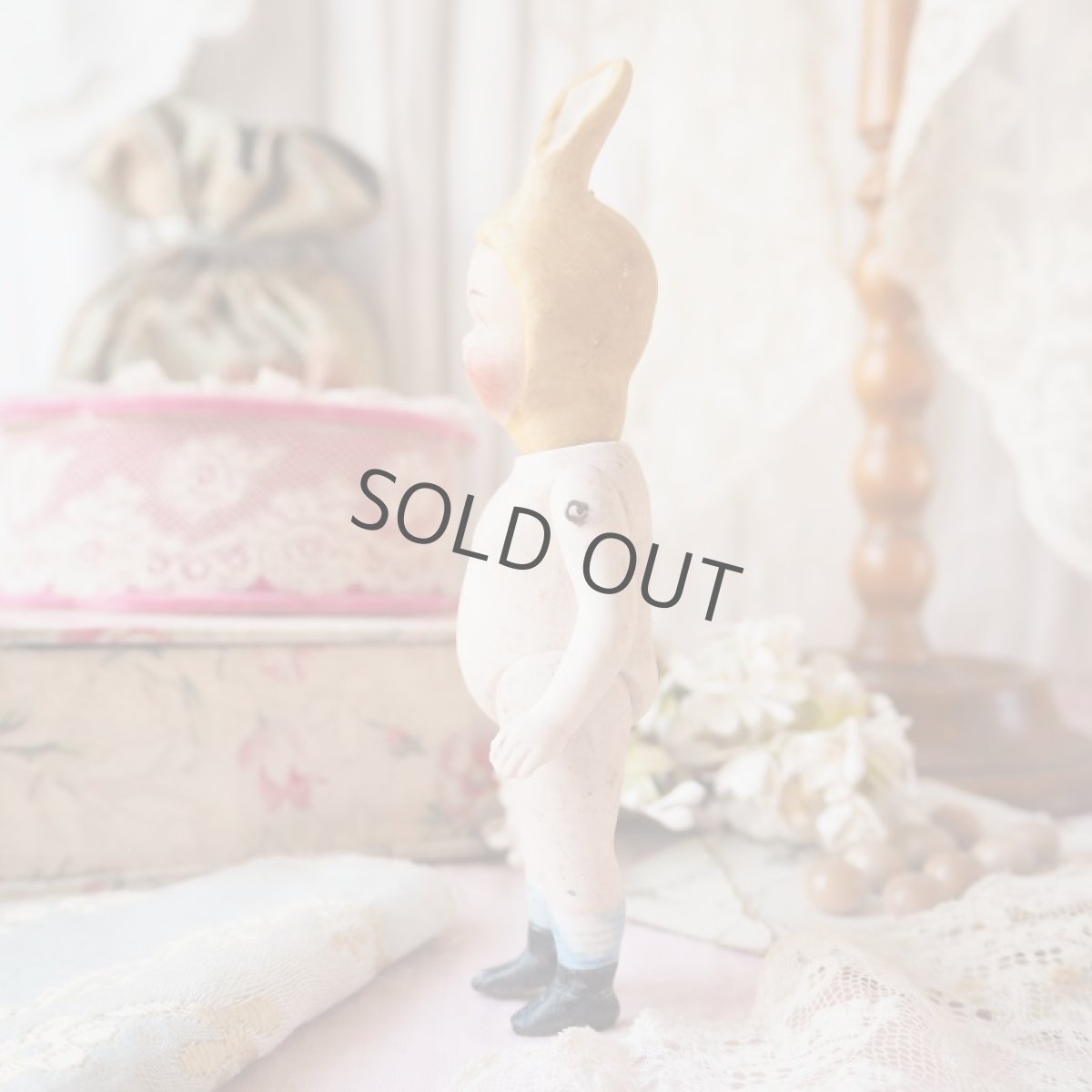 画像5: イースターバニーの着ぐるみビスクドール (5)