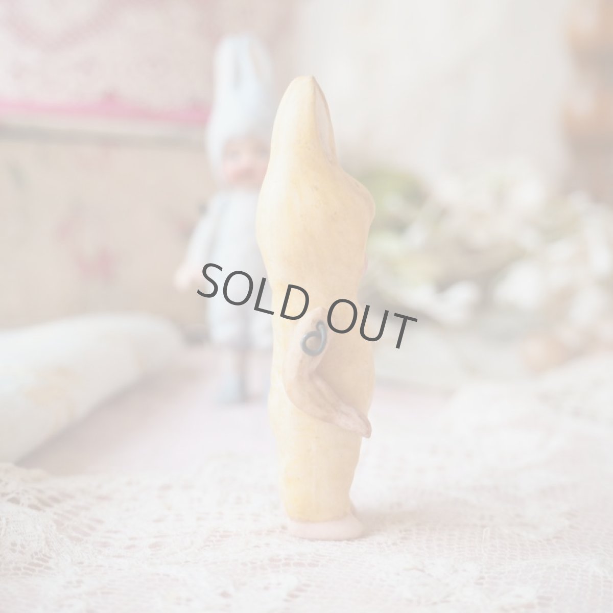 画像11: イースターバニーうさぎの着ぐるみビスクドール/ブルーグレー/イエローオーカー (11)