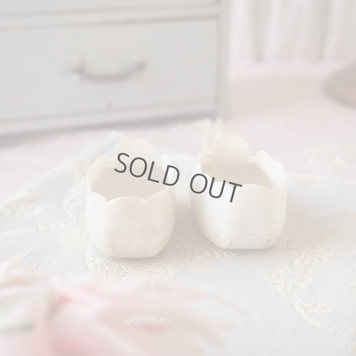 画像4: ドール用白い小さなペア靴/縁スカラップベビーシューズ (4)