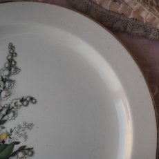 画像3: すずらんの花束の絵柄小皿、パン、ケーキ用 (3)