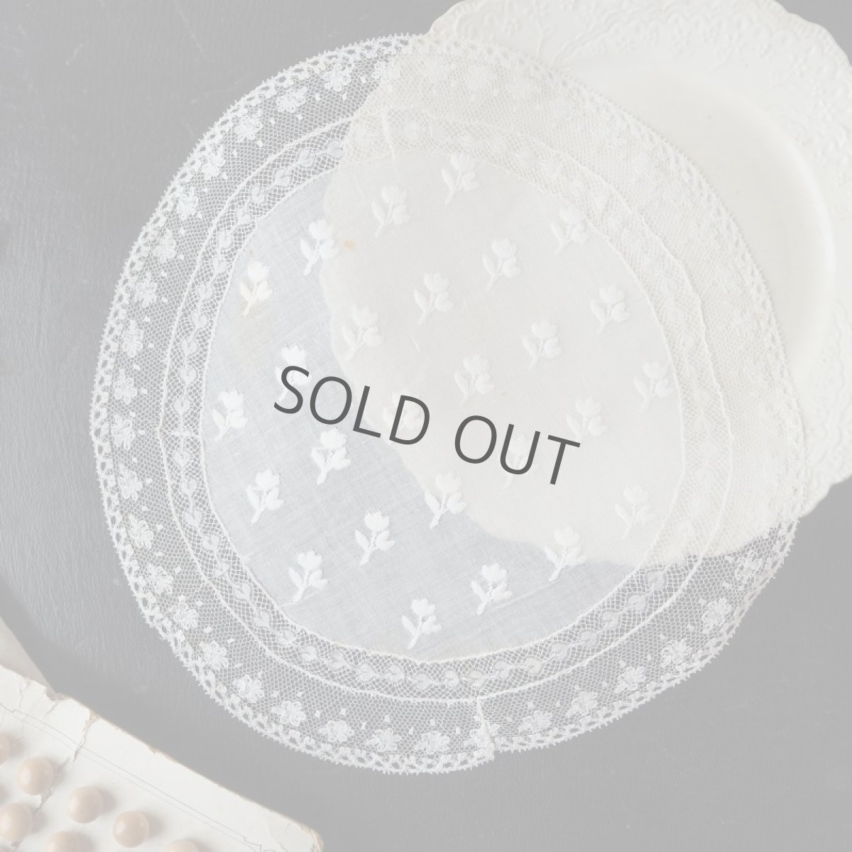 画像10: チューリップ手刺繍パッチワークドイリー (10)