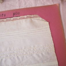 画像3: ピンク色台紙刺繍サンプラー/Petit plis (3)