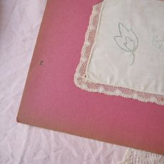 画像4: ピンク色台紙刺繍サンプラー/Dessins incrustis (4)