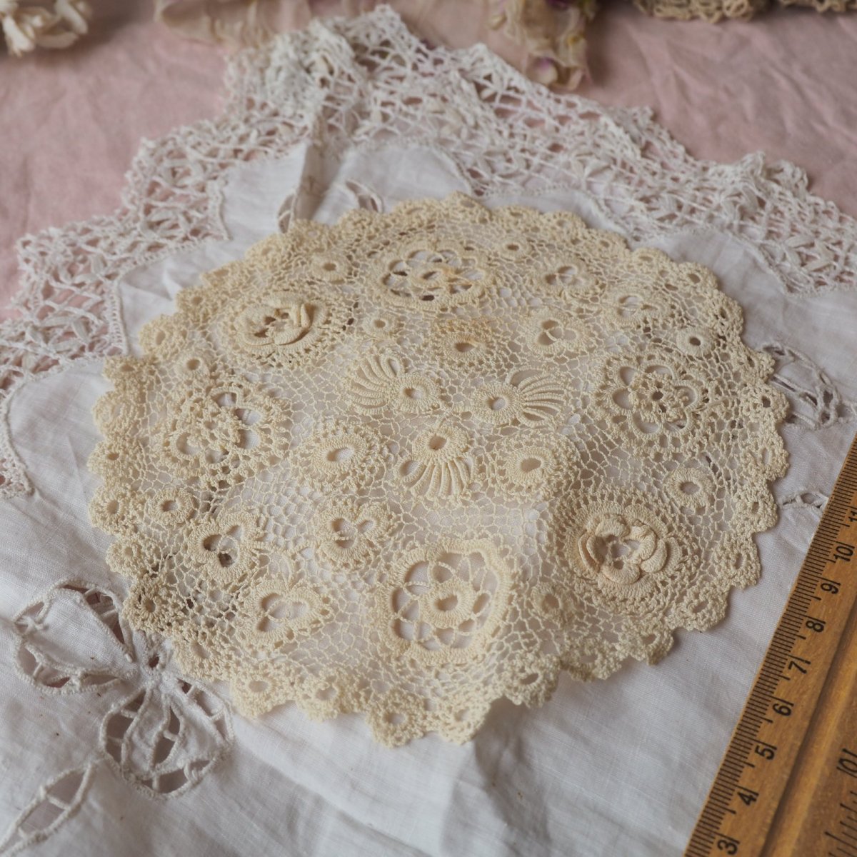 画像7: 極細レース、アイリッシュクロシェのドイリー/立体花モチーフ (7)