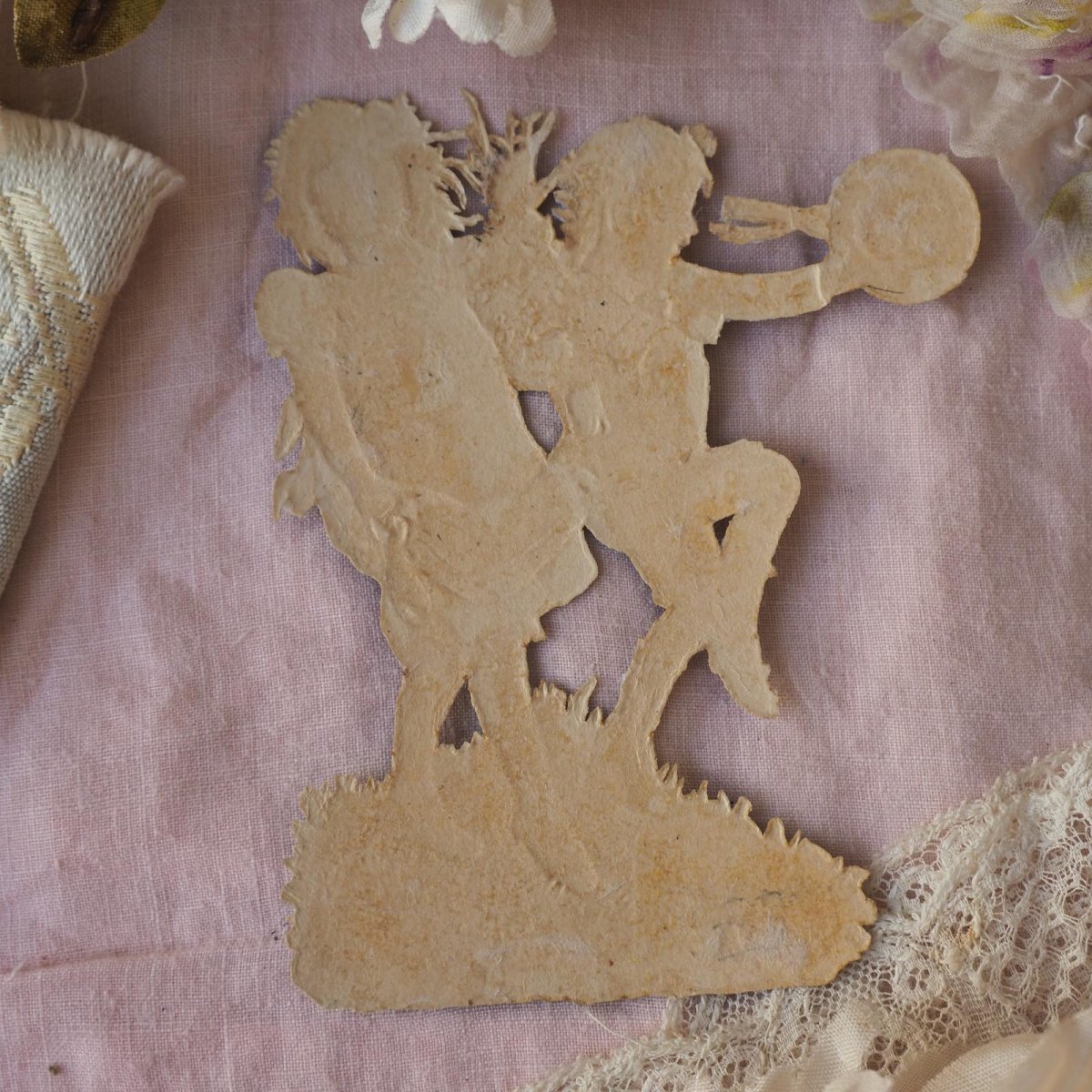 画像4: 花冠の少年と少女のクロモカード/レアな絵柄型抜き (4)