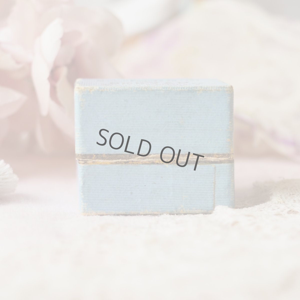 画像3: 古いジュエリー屋さんの青い紙箱/ボルドーのリングケース (3)