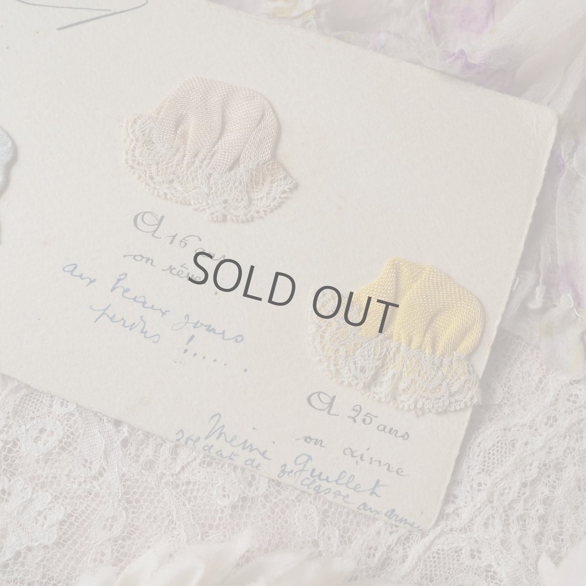 画像3: パステルカラー3色布とレース飾りのボネカード/聖カトリーヌ祭 (3)