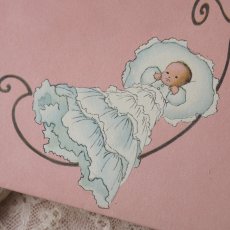 画像2: ピンク色のドラジェBOX、ベビーとゆりかごの紙箱 (2)
