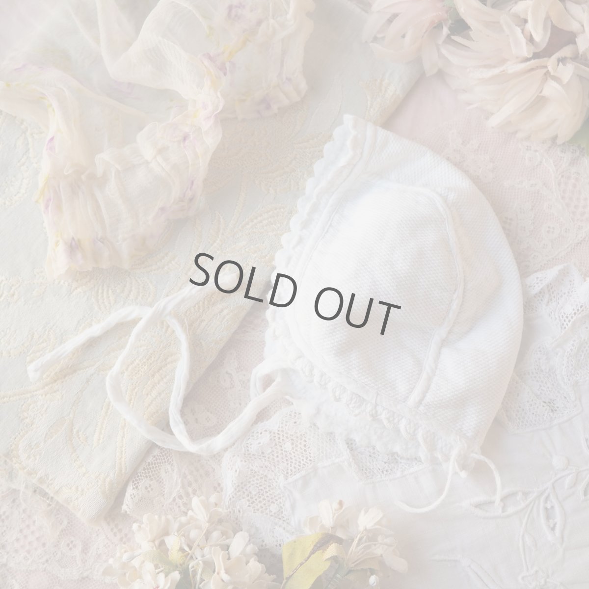 画像1: 白いコットン厚手の可愛いベビーorドール用ボネ (1)