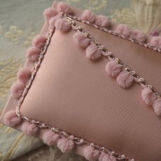 画像11: ピンク色ポンポン飾りの布箱、ドラジェBOX (11)