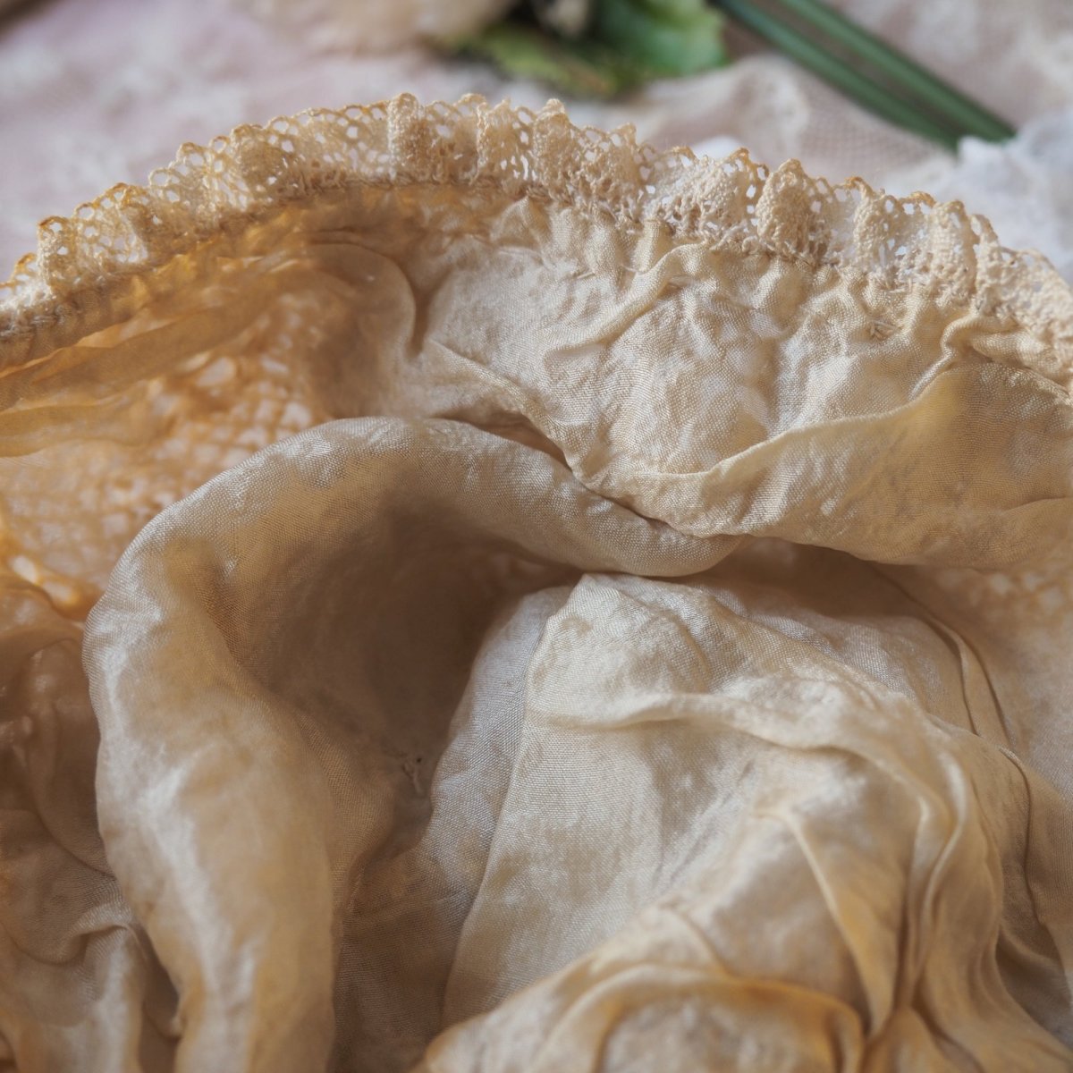 画像10: ベビーorドール用手仕事クロシェレースのボネ／ロゼッタリボン付き (10)