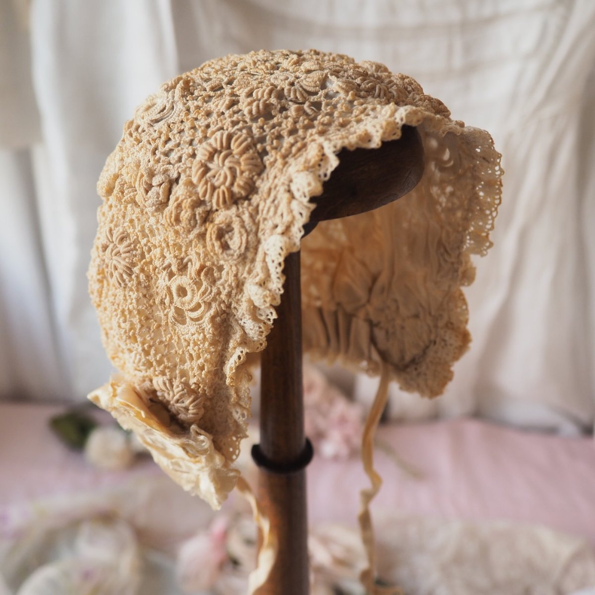 画像14: ベビーorドール用手仕事クロシェレースのボネ／ロゼッタリボン付き (14)