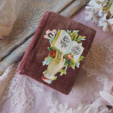 画像3: カルトナージュBOX、クロモ付き小さなbook型ニードル入れ/1880年代イギリス (3)