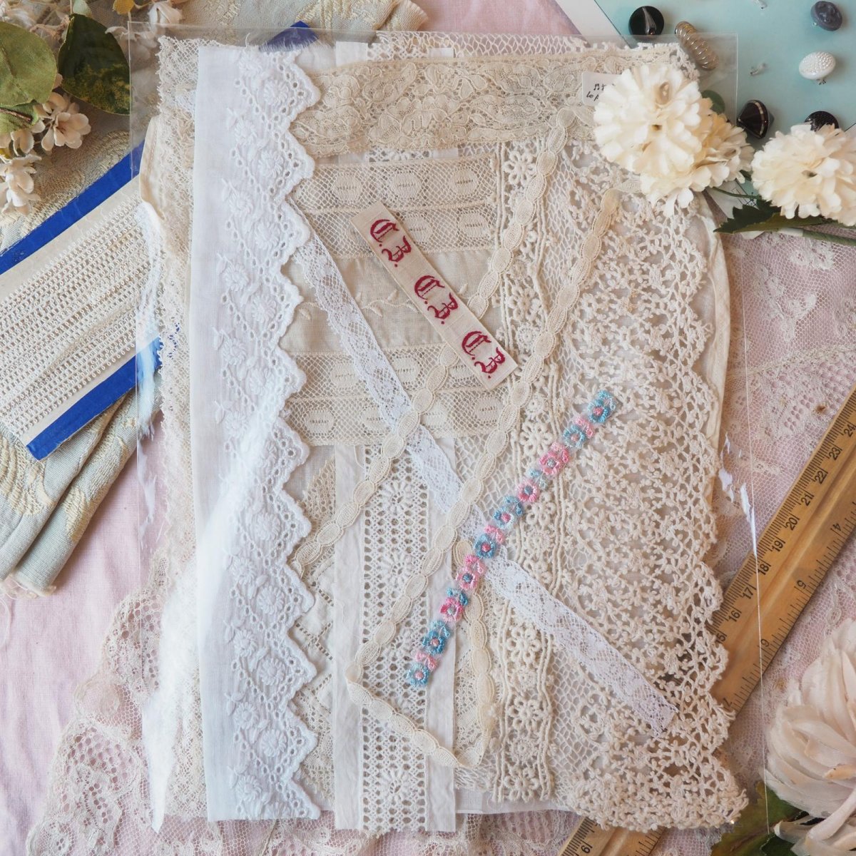 画像1: お楽しみレースのセット/オーガンジー襟パーツ、ロココリボン (1)